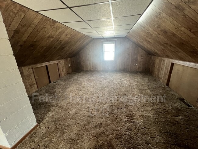 Building Photo - 143 Cedar St