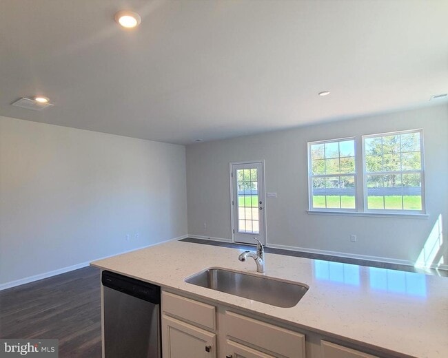 Building Photo - 874 Peaceful Ln