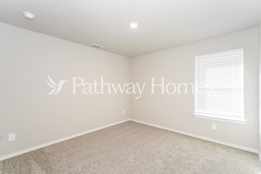 Building Photo - 8452 Coffee Spgs Dr