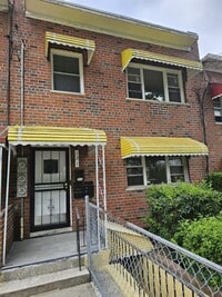 Building Photo - 131 S 14th Ave