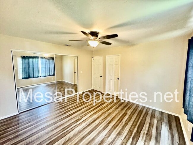 Building Photo - 677 E Highland Ct