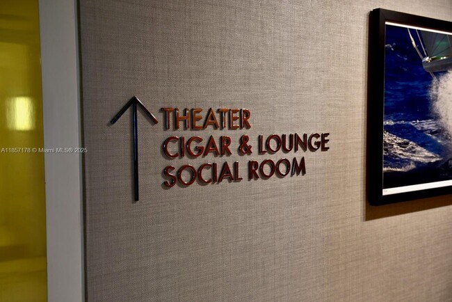 Building Photo - 17475 Collins Ave