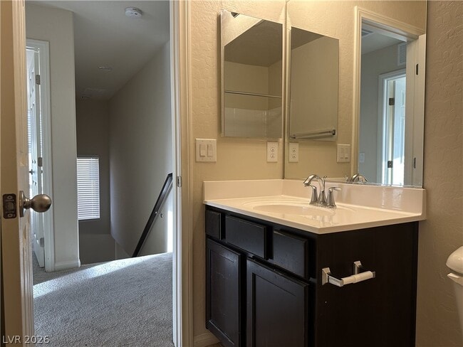 Building Photo - 10 Tribute Peak Way