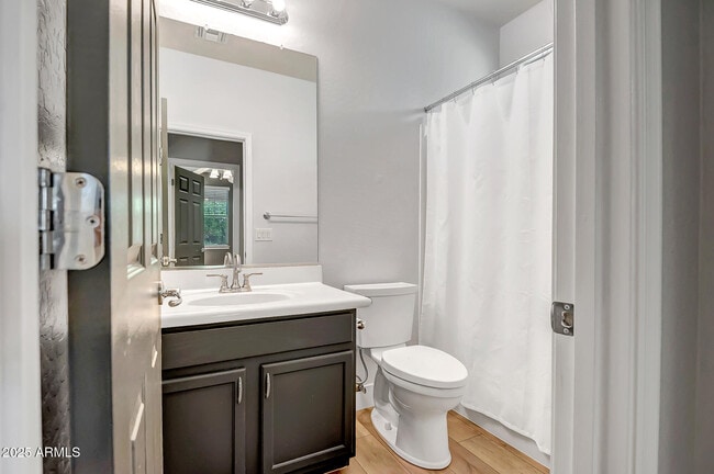 Building Photo - 4512 W Stoneman Dr