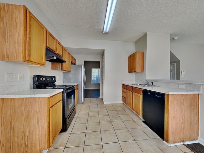 Building Photo - 3518 Joel Turner Dr