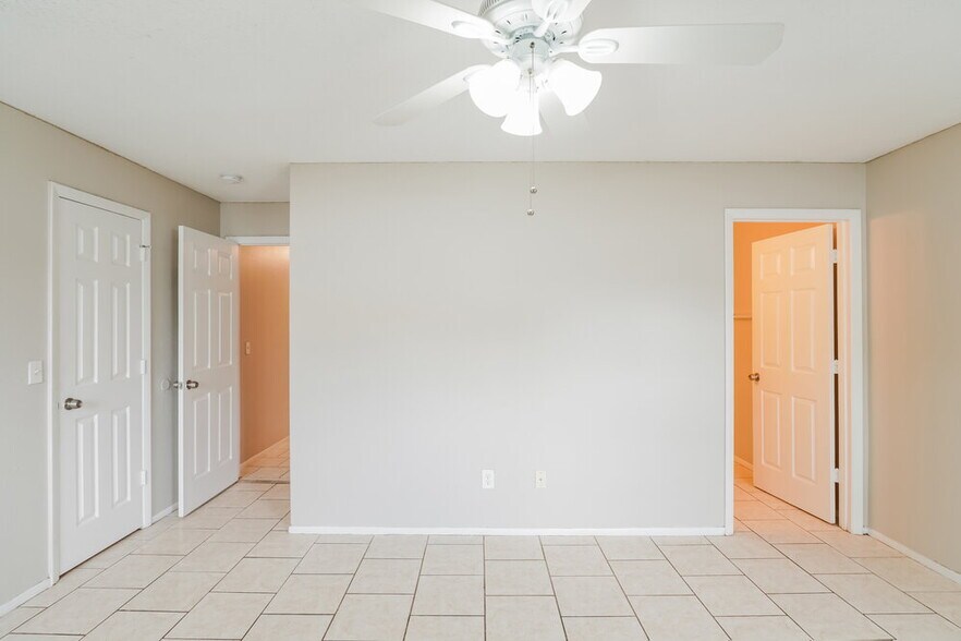 Building Photo - 13038 Prairie Meadows Dr