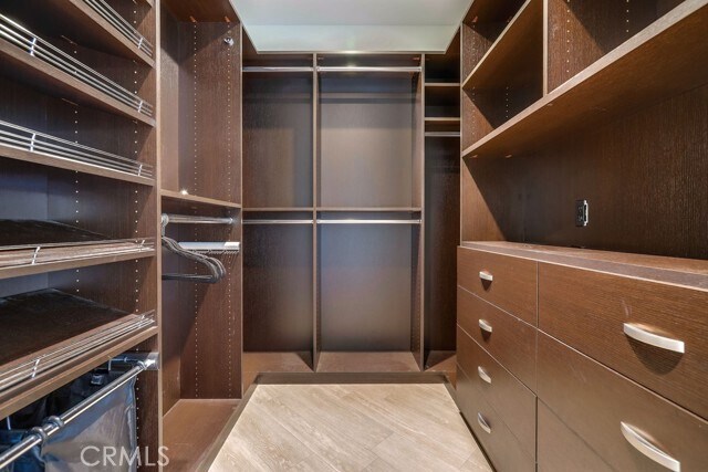 Building Photo - 1725 Del Mar Ave