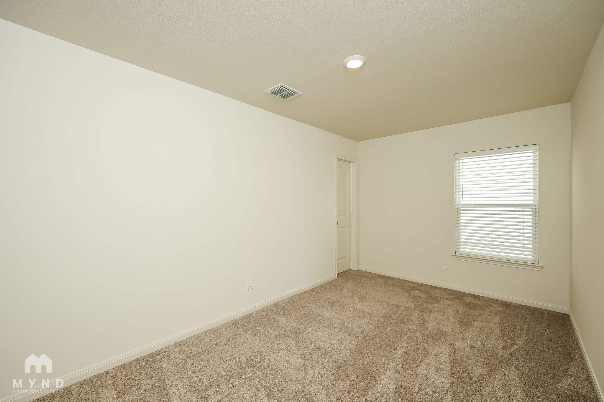 Building Photo - 7310 Lazy Cyn