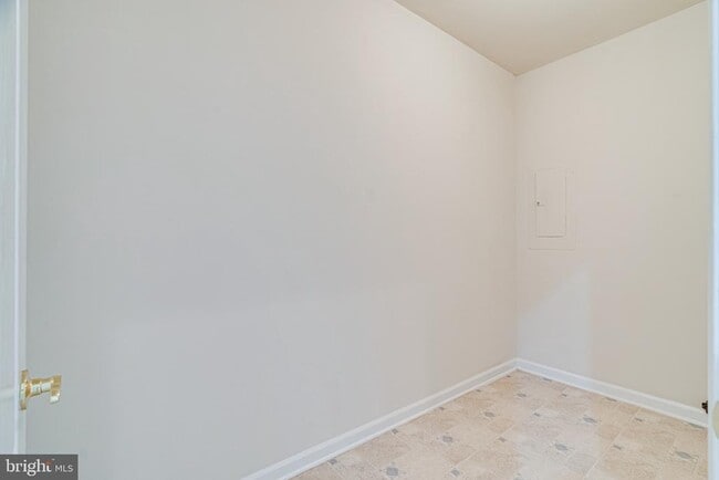 Building Photo - 12587 Birkdale Way