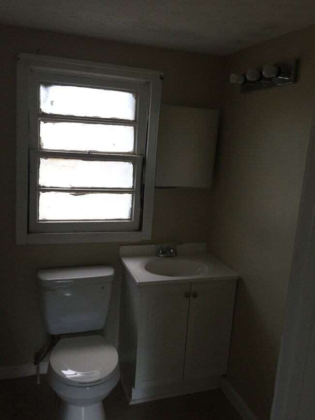 Building Photo - **UPCOMING**Total Electric**4 Bedroom / 2 ...
