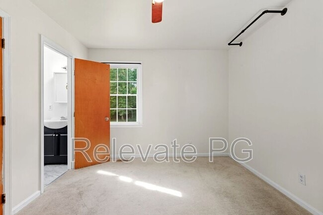 Building Photo - 15709 Gary Ave