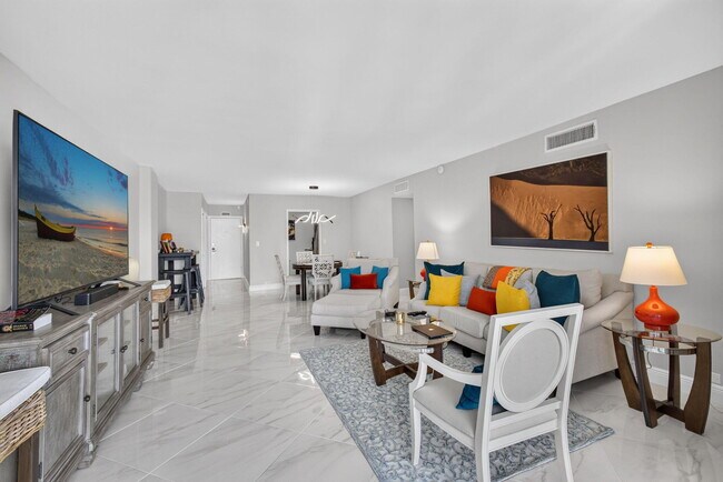 Building Photo - 1208 Marine Way