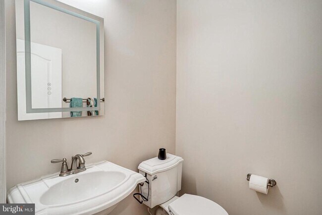 Building Photo - 4202 Kenna Ct
