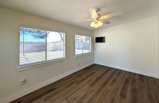 Building Photo - 3 Bedroom Home in the Canyon Run at the Pr...
