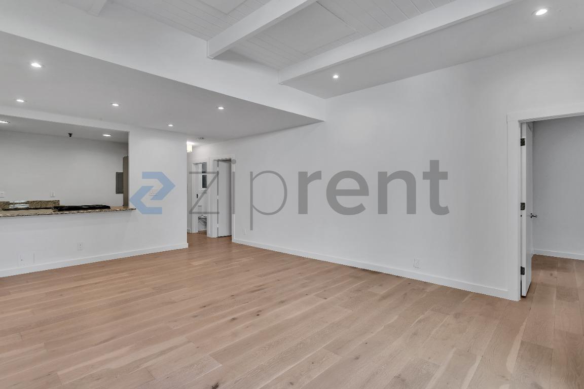 Building Photo - 1242 Francisco St