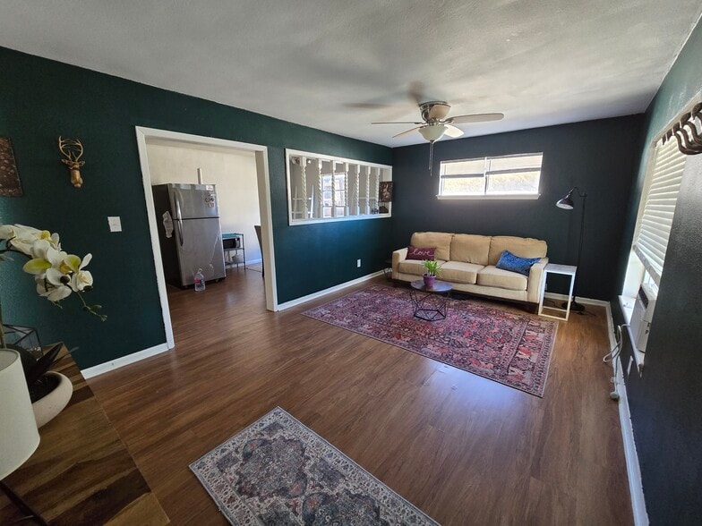 Building Photo - 10608 Georgian Dr