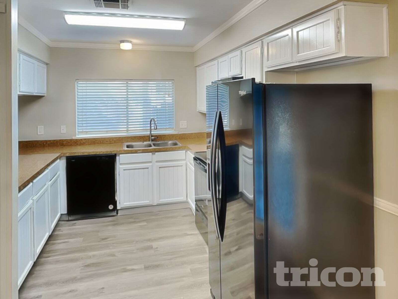 Building Photo - 2007 Smoke Rock Dr