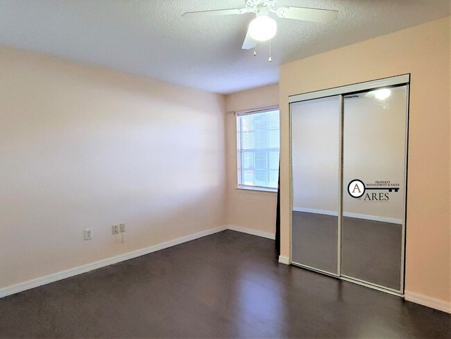 Building Photo - FOR RENT 2 BED 2 BATH CONDOMINIUM. AVAILAB...