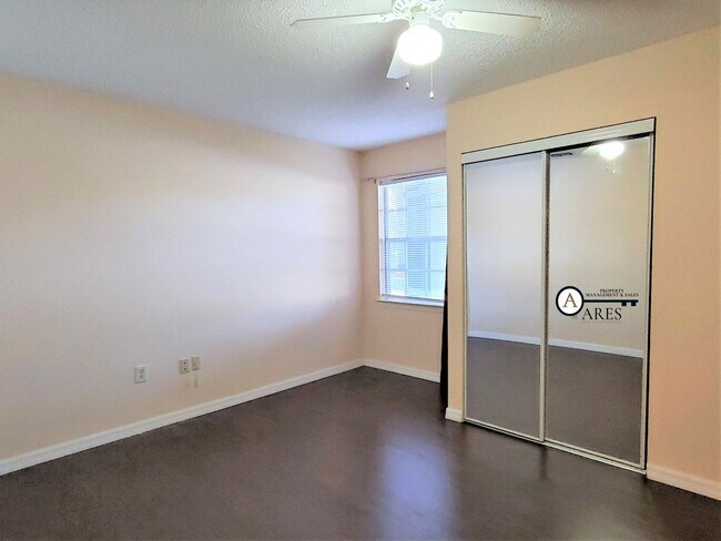 Building Photo - FOR RENT 2 BED 2 BATH CONDOMINIUM. AVAILABLE 1/10/2026.