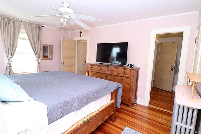 Building Photo - 111 Stearns St