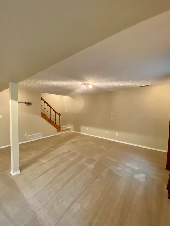 Building Photo - 4 Bedrooms on Corner Lot in 80920!  Dog Friendly!