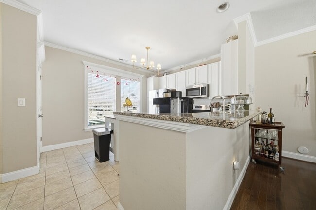 Building Photo - 544 Mill Creek Pkwy