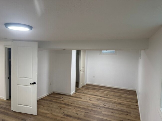 Building Photo - 2504 Andy Dr