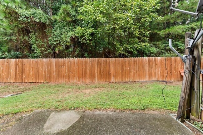 Building Photo - 2102 Executive Dr N