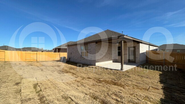 Building Photo - 1909 McKee Ct