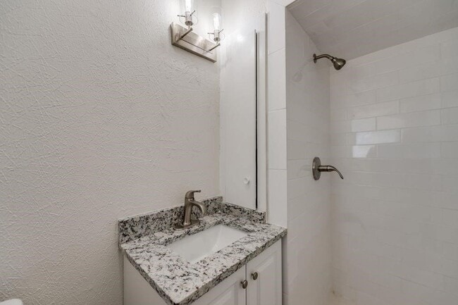 Building Photo - 10434 Springhaven Dr