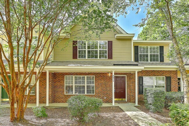 Building Photo - 8074 Shadow Oak Dr