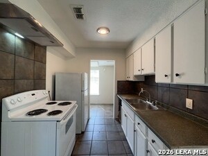 Building Photo - 6003 Highfield St