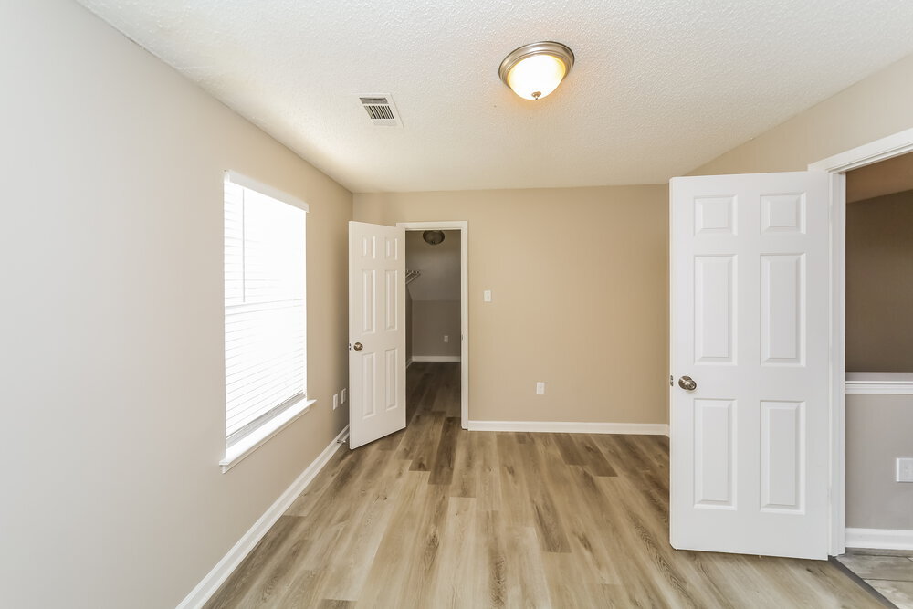 Building Photo - 12923 Fox Ridge Ln