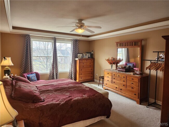 Building Photo - 4560 Providence Rd