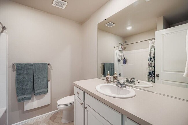 Building Photo - 32668 Steamboat Ln