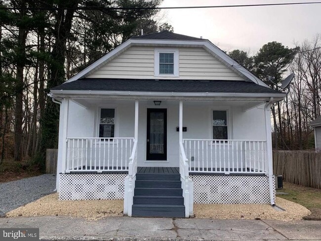 Building Photo - 12 Johnson Ave