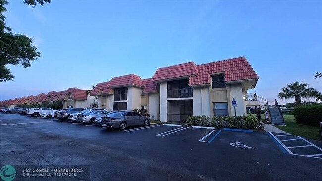 Building Photo - 11188 Royal Palm Blvd