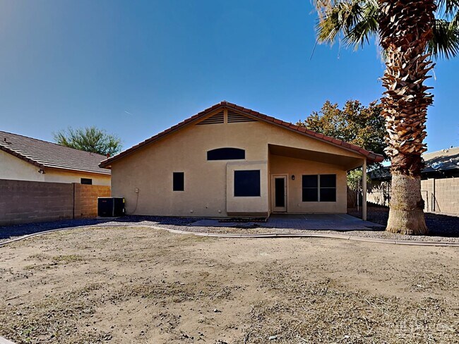 Building Photo - 1805 N 127th Dr