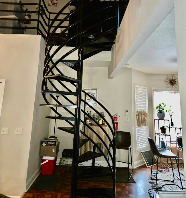 Building Photo - 710 S 29th St
