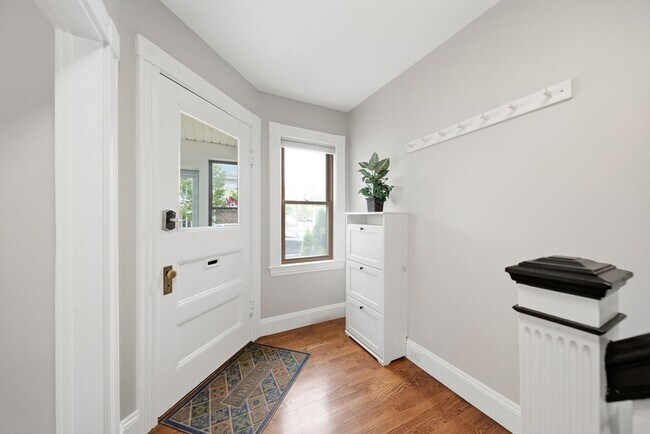 Building Photo - 309 Hillside Ave