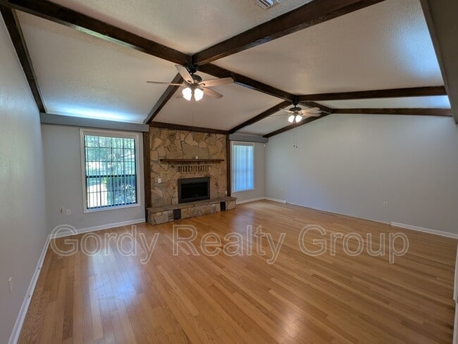 Building Photo - 2826 Dilmore Rd