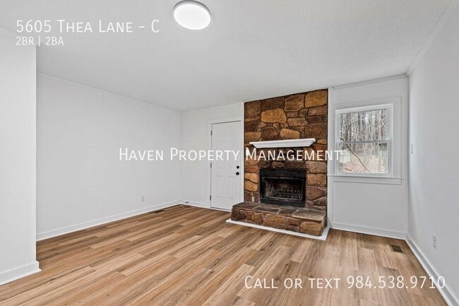 Building Photo - 5605 Thea Ln