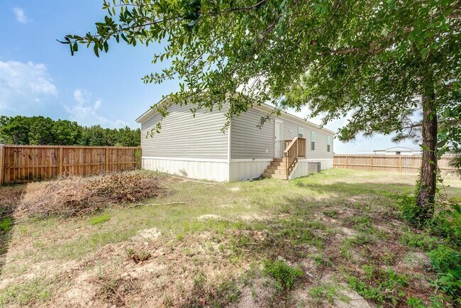 Building Photo - 5055 County Rd 3540