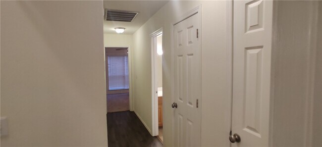 Building Photo - 3362 Brian St