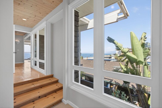 Building Photo - 5432 Rincon Beach Park Dr