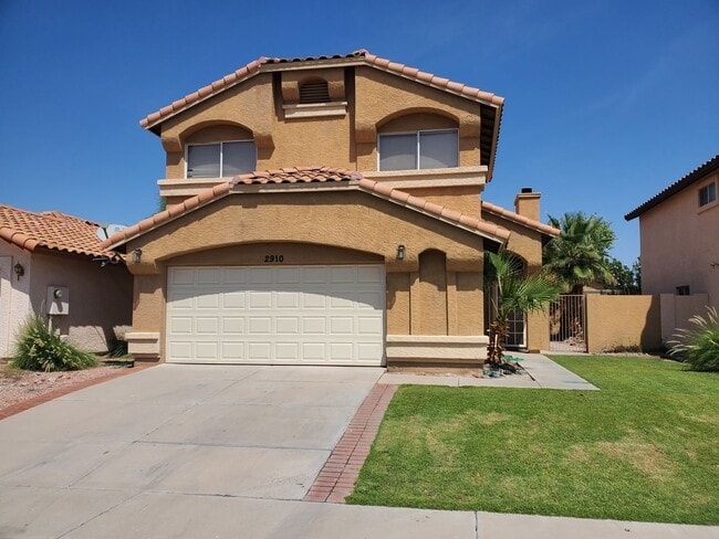 Building Photo - Ready to move in 3b 2b