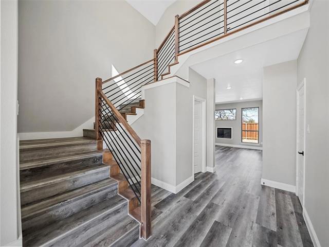 Building Photo - 1063 Lake Trail Dr