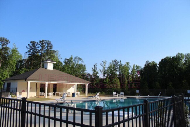 Building Photo - 19 Tansey Ct