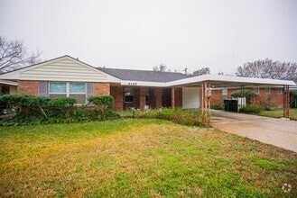 Building Photo - 4145 Sarong Dr