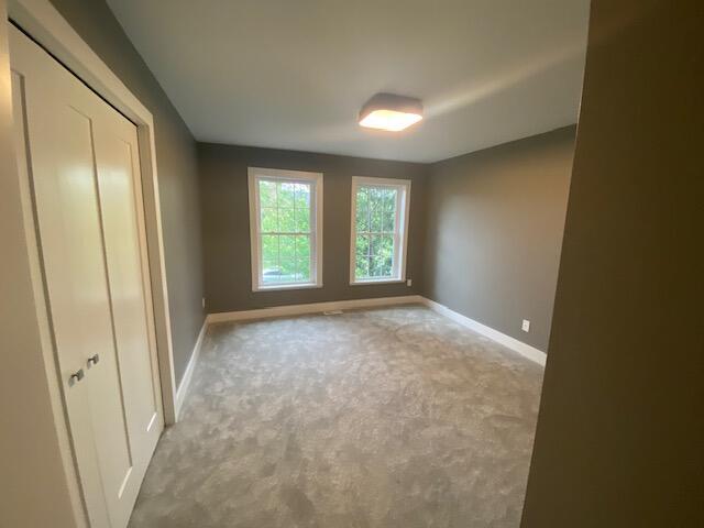 Building Photo - 5729 Hampshire Ln